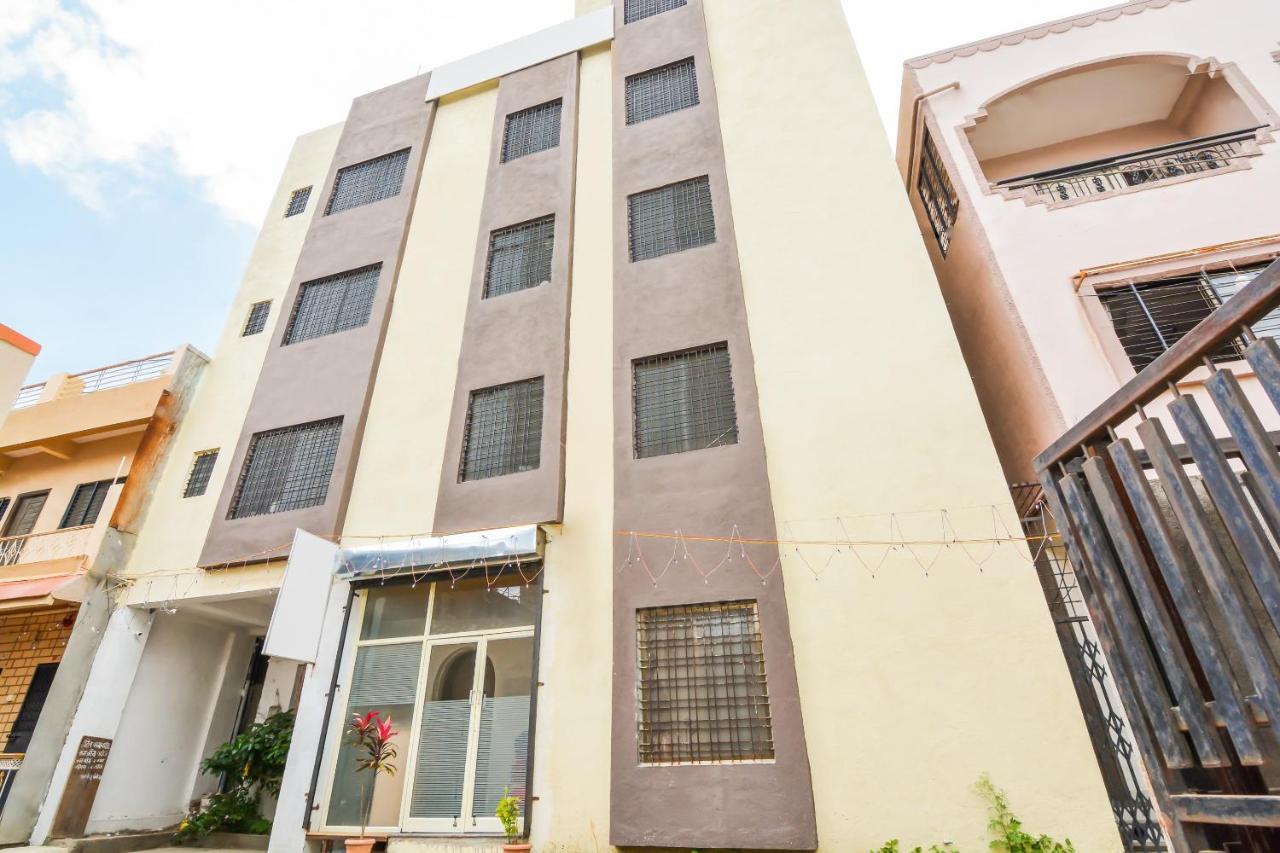 舍地 Sukrangu Palace酒店 外观 照片